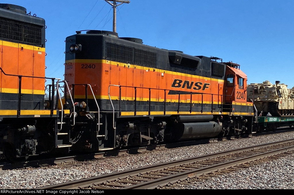 BNSF 2240